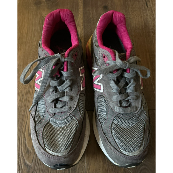 New Balance 990v3 Womens 8.5 Breast Cancer Awareness Running Shoes Gray Pink - Picture 5 of 16